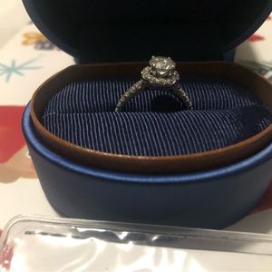 Wedding ring set and matching men ring